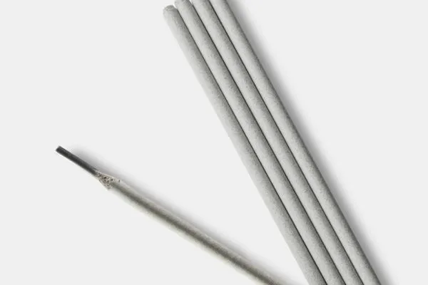E312-16 stainless steel electrode is designed for welding dissimilar joints of hardenable steels, steel armor and generally all hard-to-weld steels.